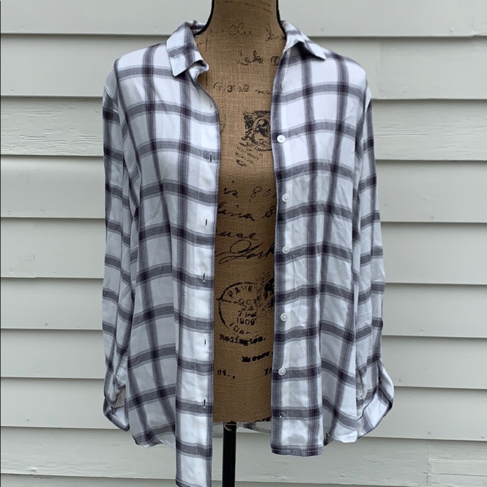 Charlotte Russe flannel medium